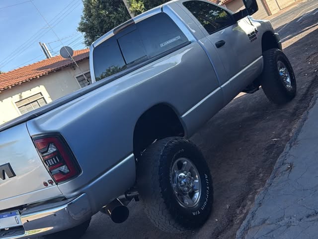 DODGE RAM 2500 SLT - Imagem 3
