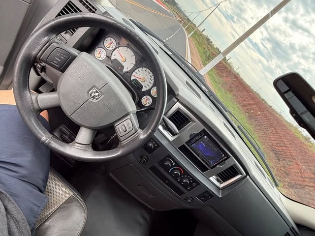 DODGE RAM 2500 SLT - Imagem 4