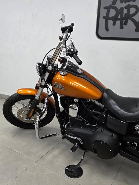 HARLEY-DAVIDSON DYNA STREET BOB - Imagem 13