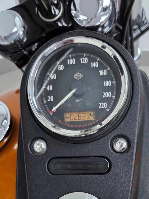 HARLEY-DAVIDSON DYNA STREET BOB - Imagem 15