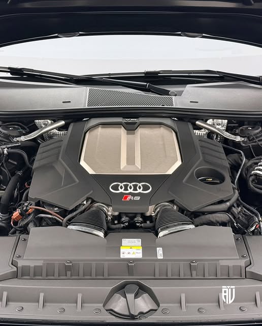 AUDI RS6 AVANT PERFORMANCE - Imagem 4