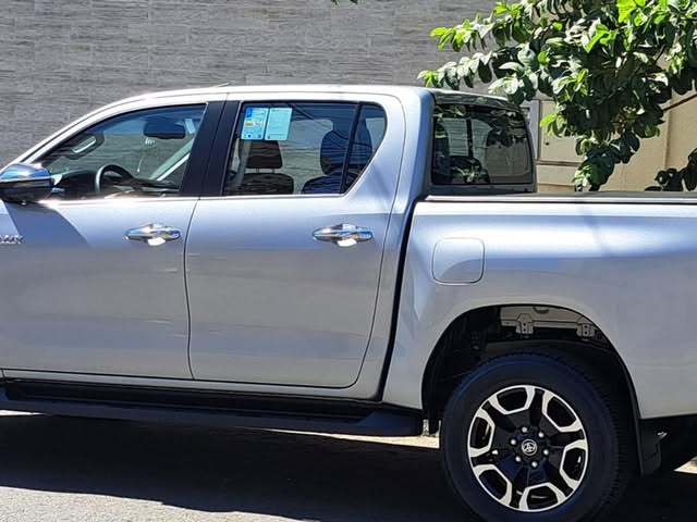 TOYOTA HILUX SRX - Imagem 3