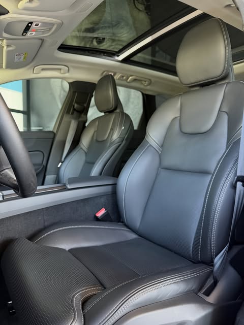 VOLVO XC60 T8 RECHARGE ULTIMATE AWD GEARTRONIC - Imagem 13
