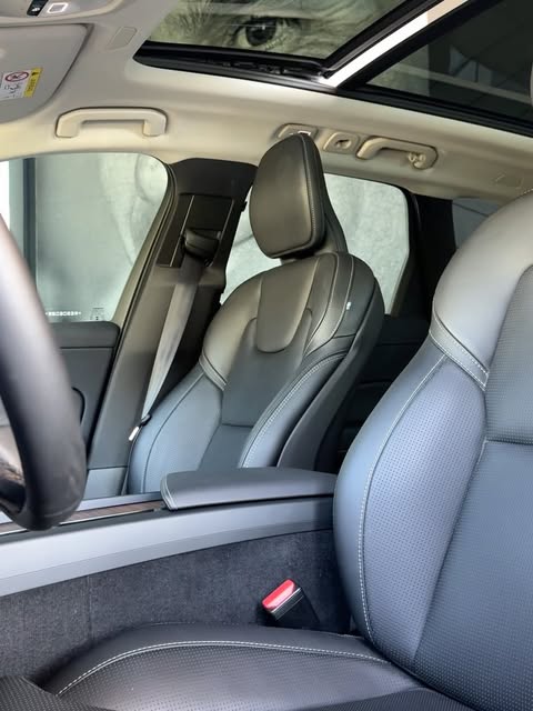 VOLVO XC60 T8 RECHARGE ULTIMATE AWD GEARTRONIC - Imagem 14