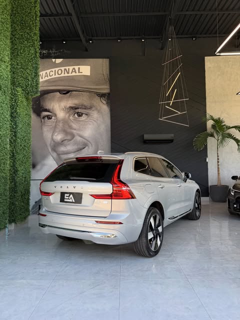 VOLVO XC60 T8 RECHARGE ULTIMATE AWD GEARTRONIC - Imagem 17