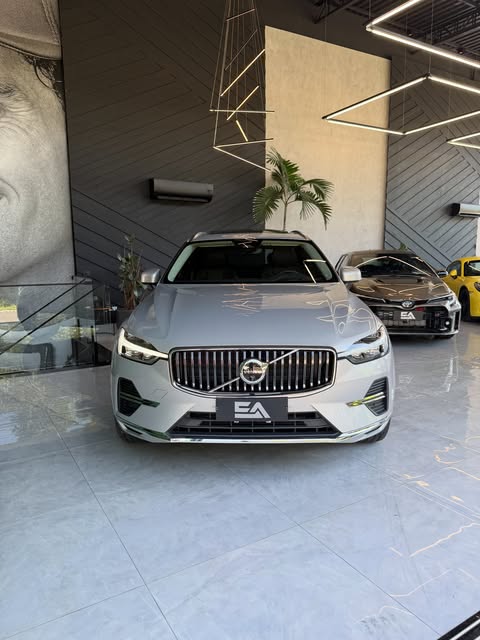 VOLVO XC60 T8 RECHARGE ULTIMATE AWD GEARTRONIC - Imagem 3