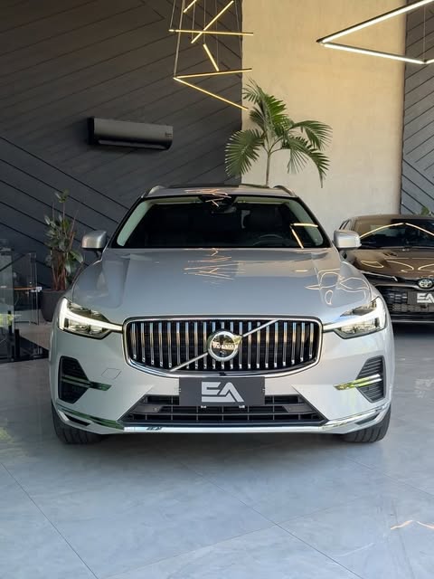 VOLVO XC60 T8 RECHARGE ULTIMATE AWD GEARTRONIC - Imagem 4
