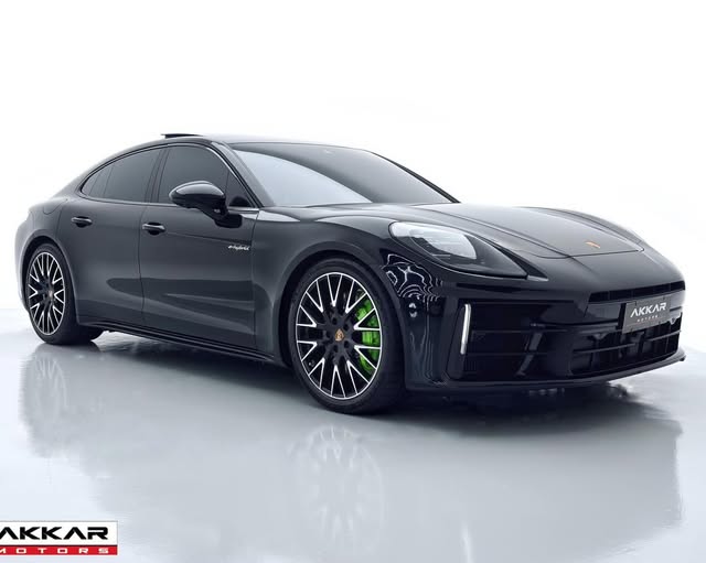 PORSCHE PANAMERA 4 E-HYBRID - Imagem 10