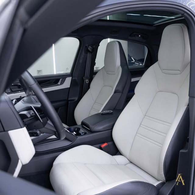 PORSCHE CAYENNE E-HYBRID COUPE - Imagem 7