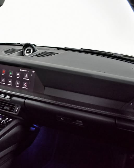 PORSCHE 911 GT3 TOURING - Imagem 6