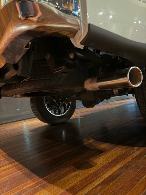 FORD F-150 LARIAT FX4 - Imagem 10