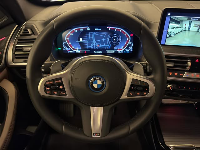 BMW X3 XDRIVE30E M SPORT - Imagem 11