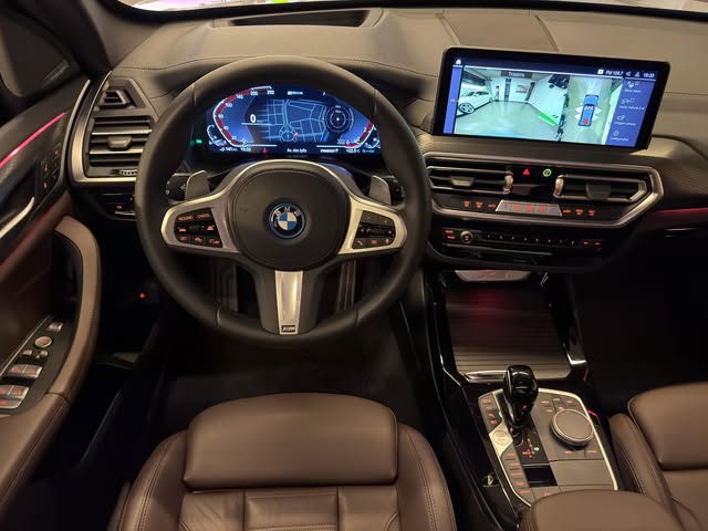 BMW X3 XDRIVE30E M SPORT - Imagem 9