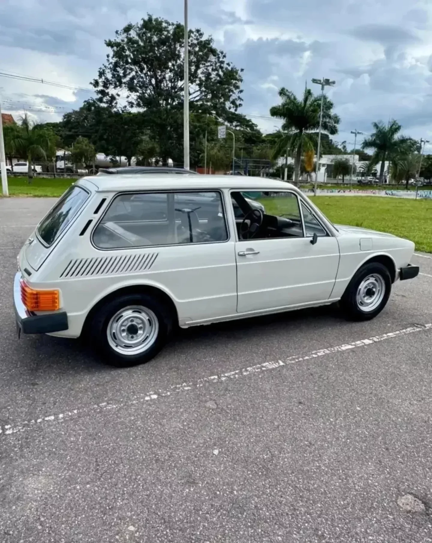 VOLKSWAGEN BRASÍLIA - Imagem 3