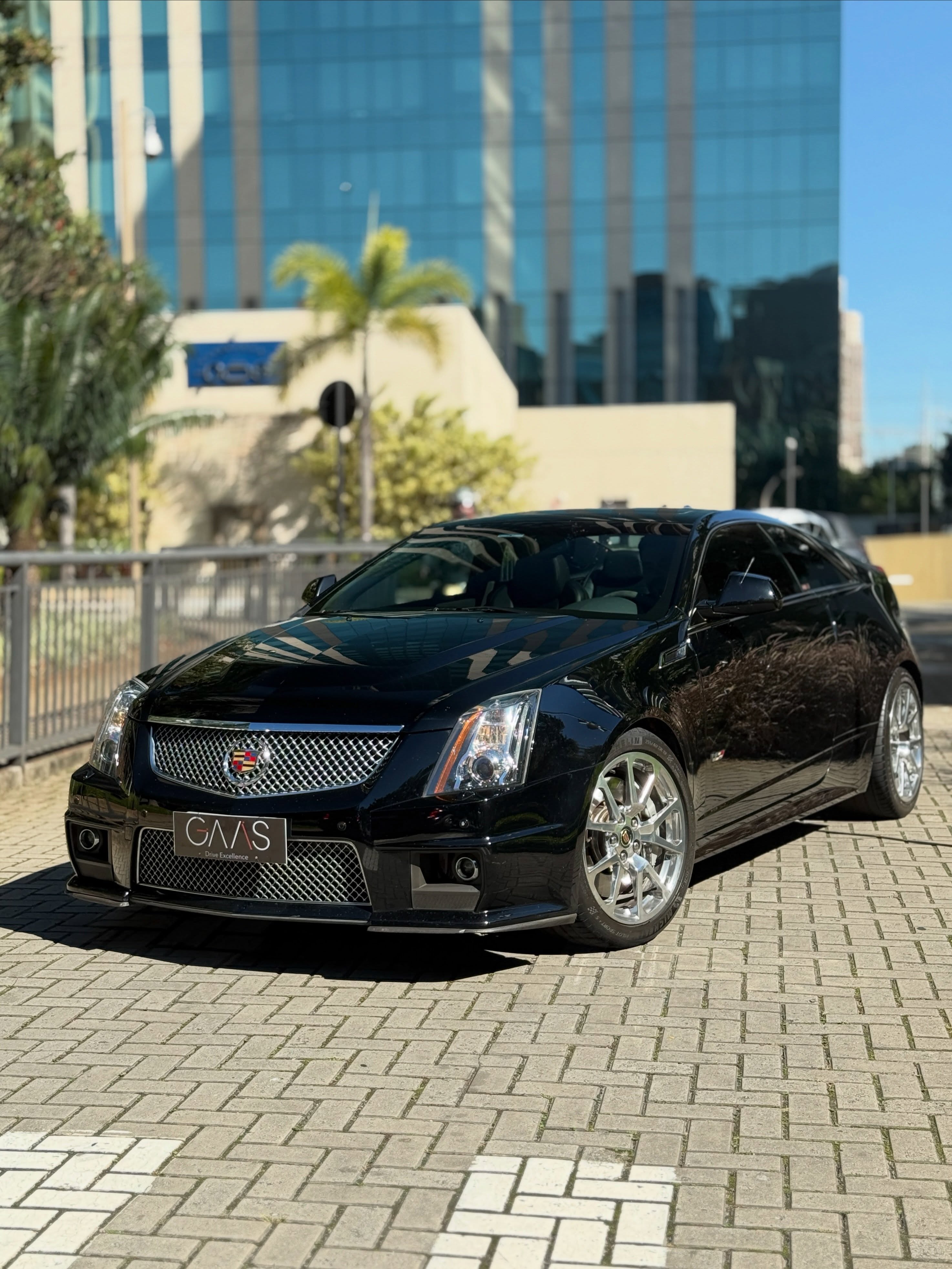 CADILLAC CTS-V - Imagem 1