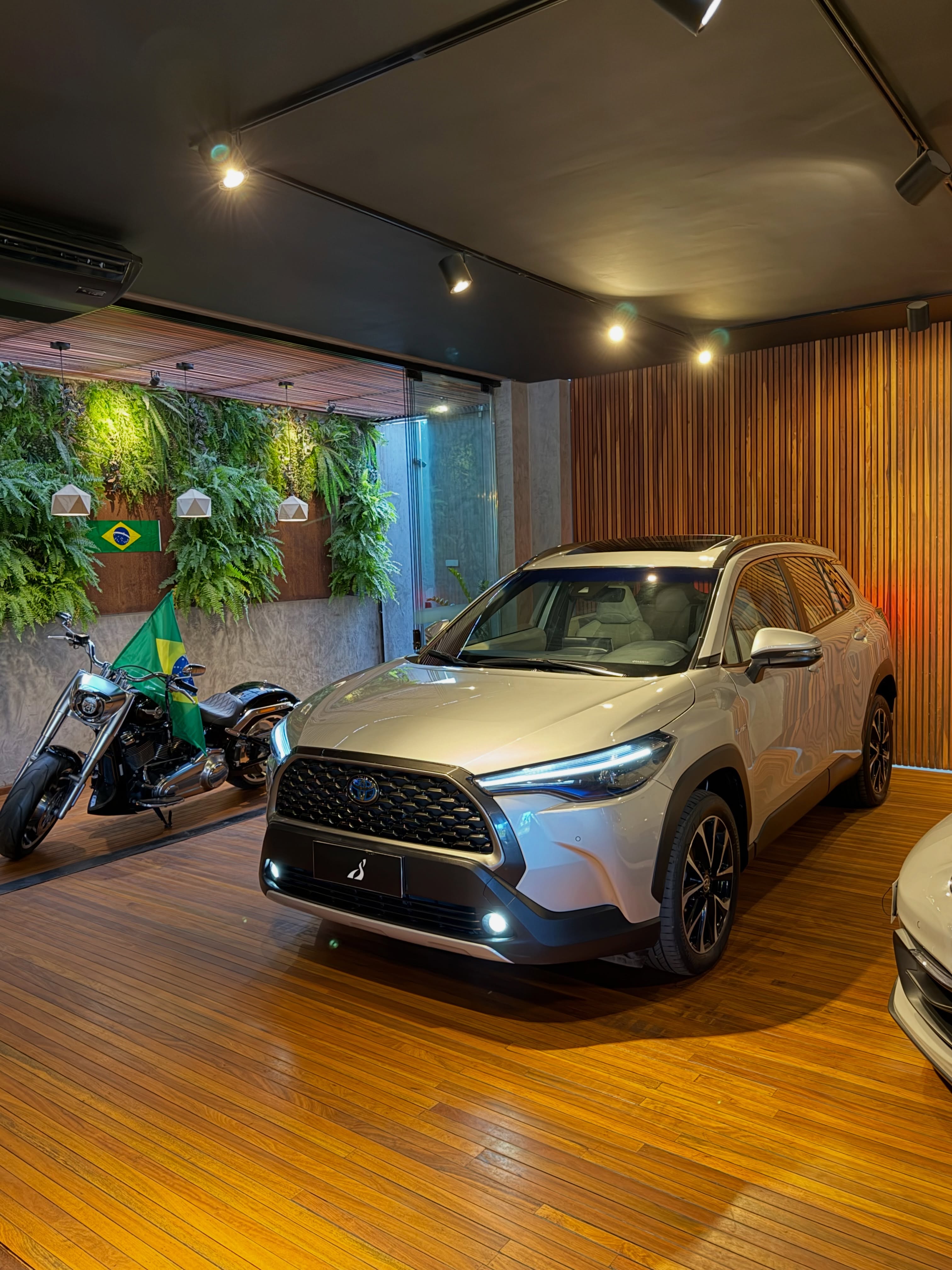 TOYOTA COROLLA CROSS XRX HYBRID - Imagem 2