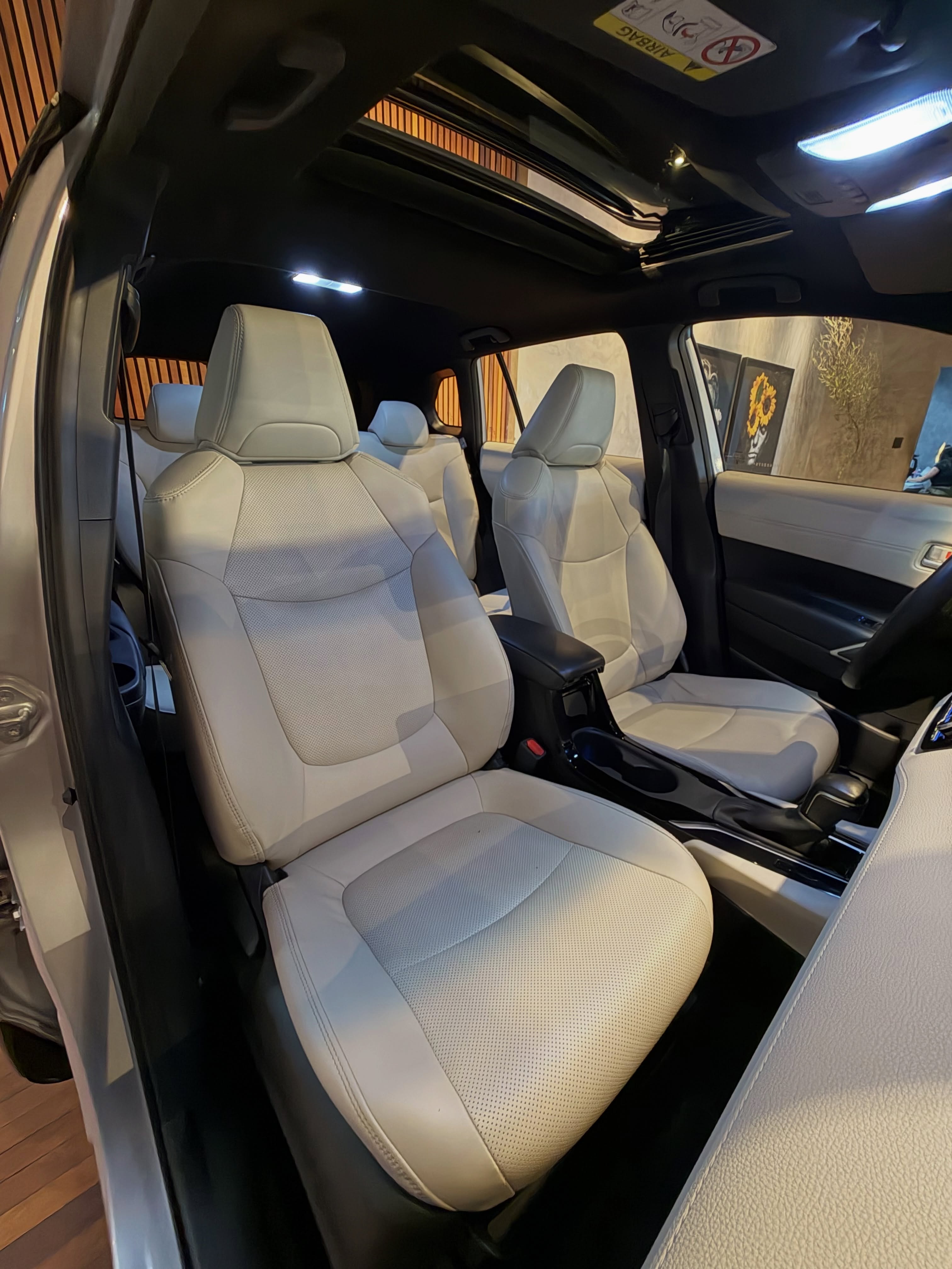 TOYOTA COROLLA CROSS XRX HYBRID - Imagem 14