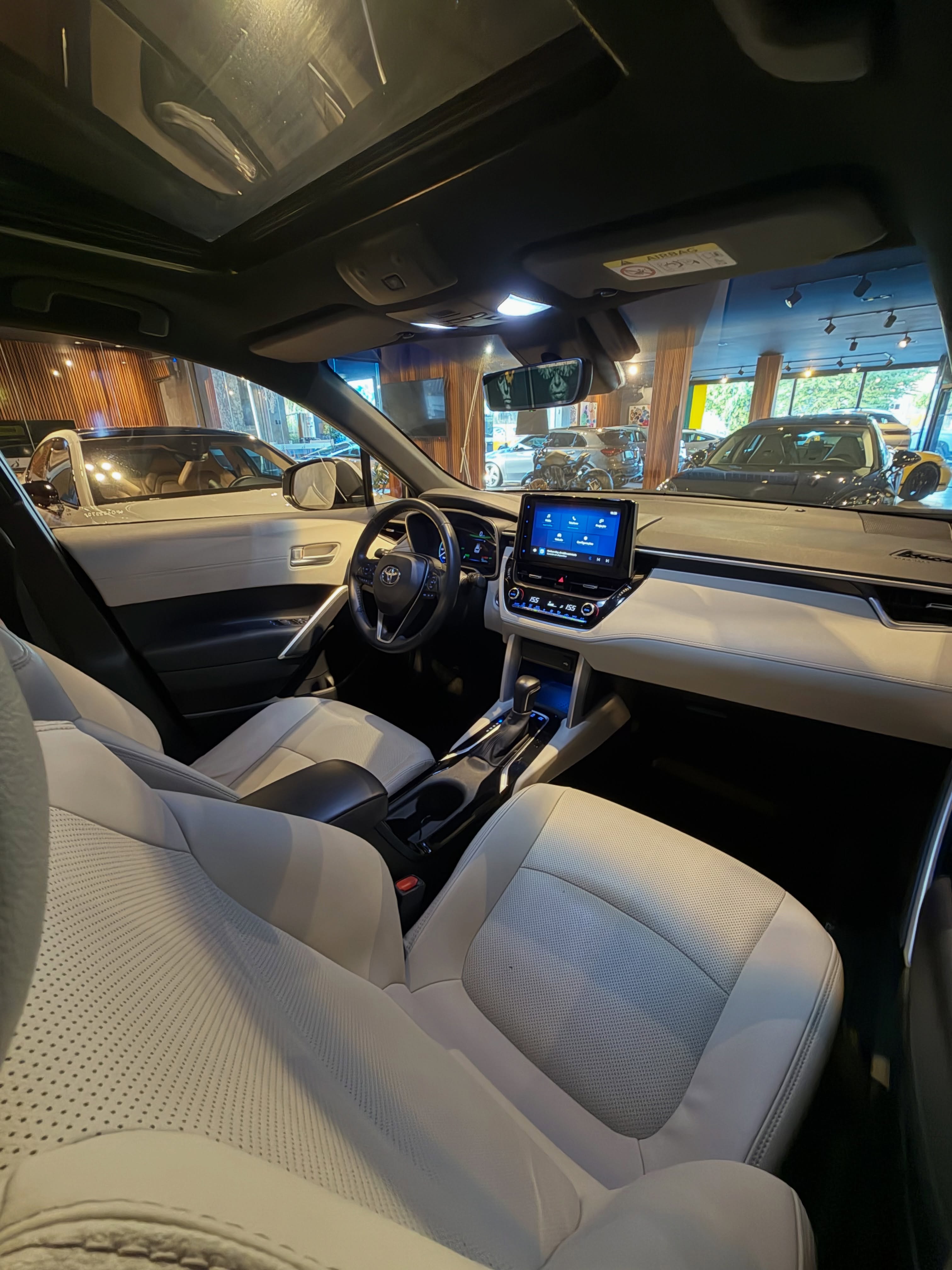 TOYOTA COROLLA CROSS XRX HYBRID - Imagem 10