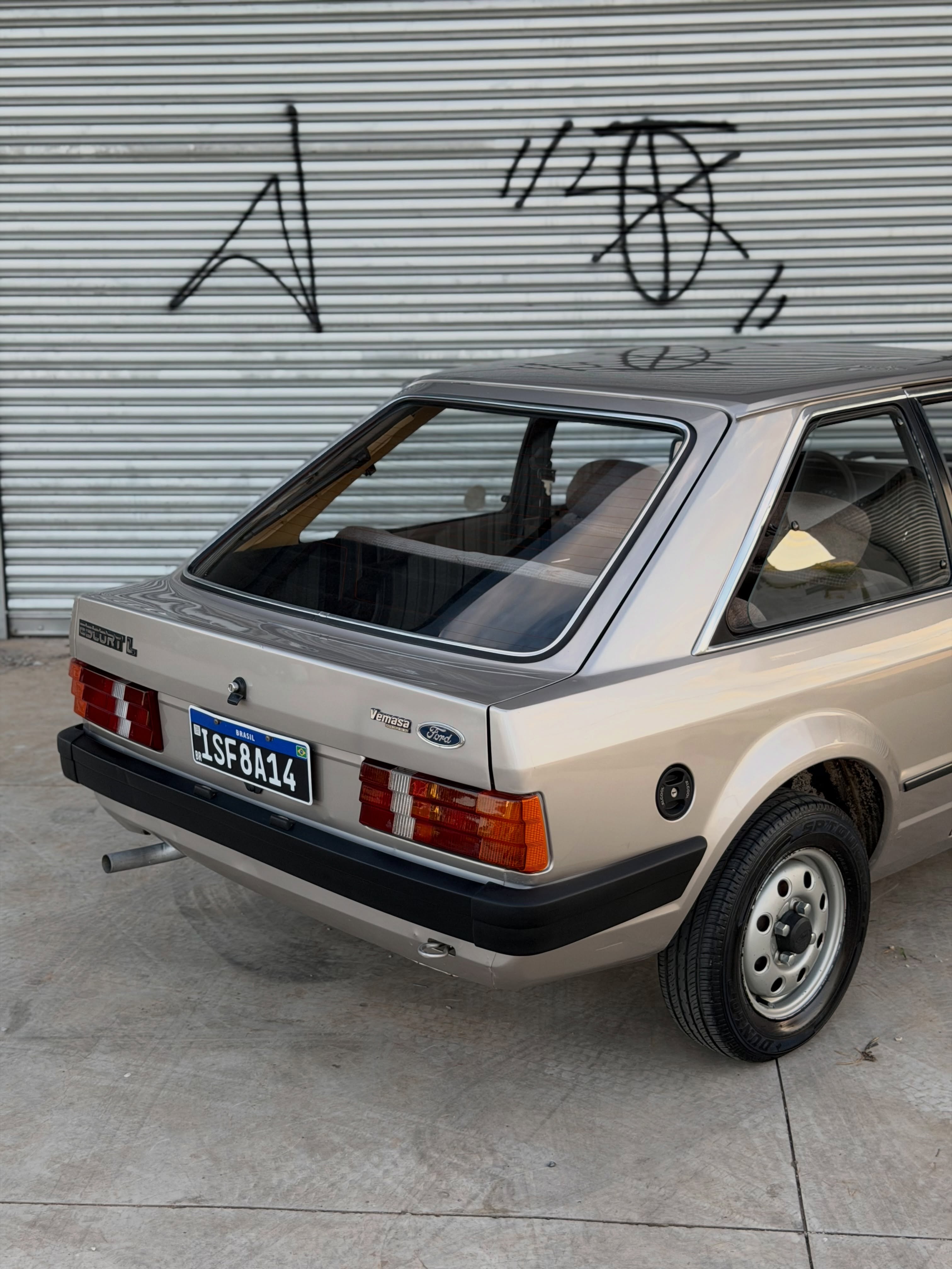 FORD ESCORT L - Imagem 2