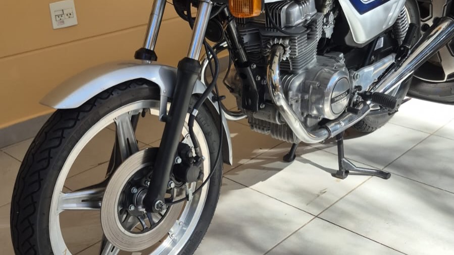 HONDA CB 400 - Imagem 4