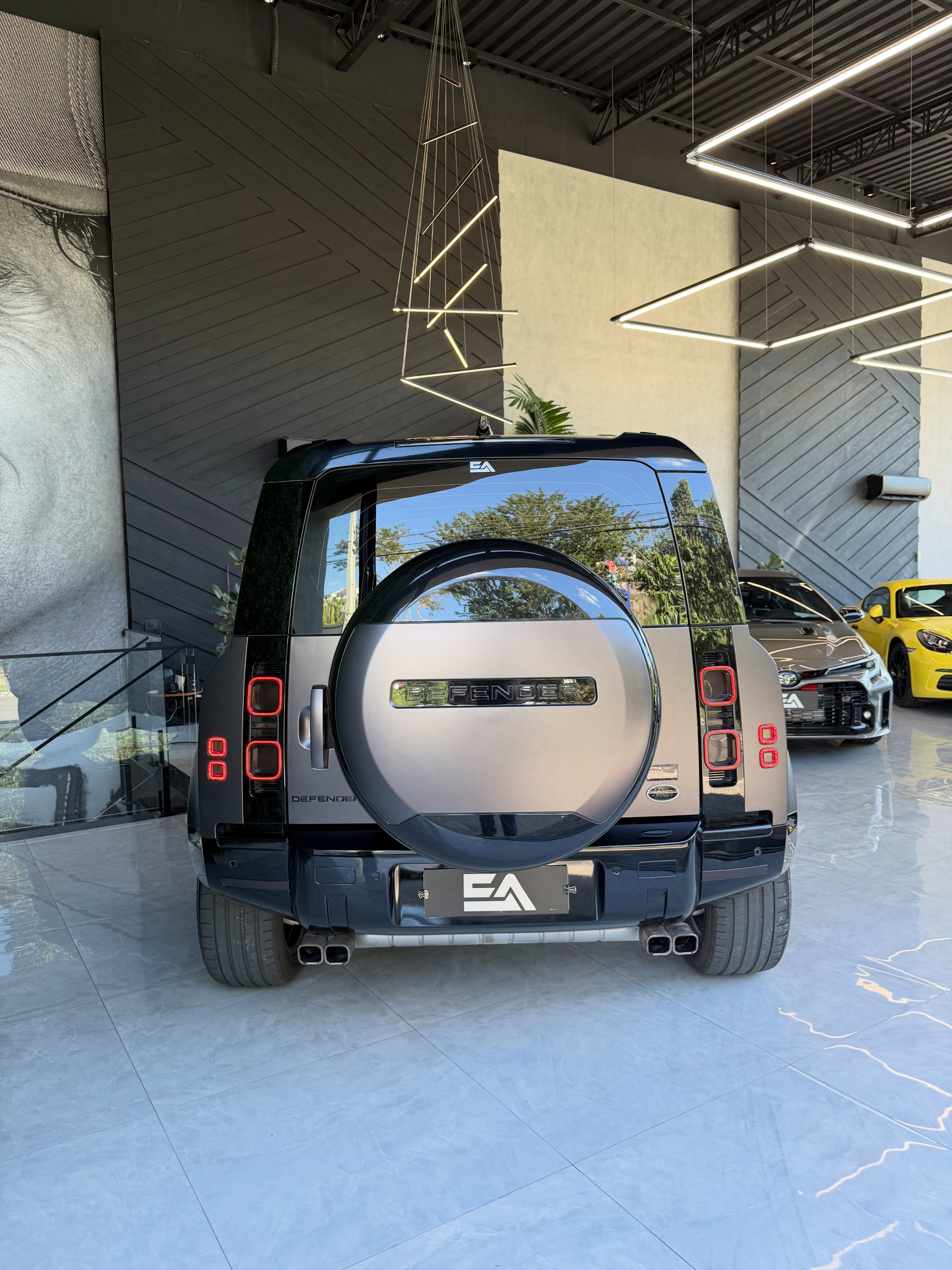 LAND ROVER DEFENDER HSE AWD AUT - Imagem 19