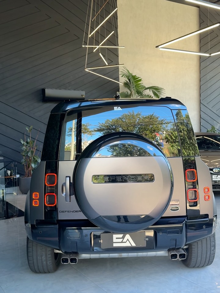 LAND ROVER DEFENDER HSE AWD AUT - Imagem 20