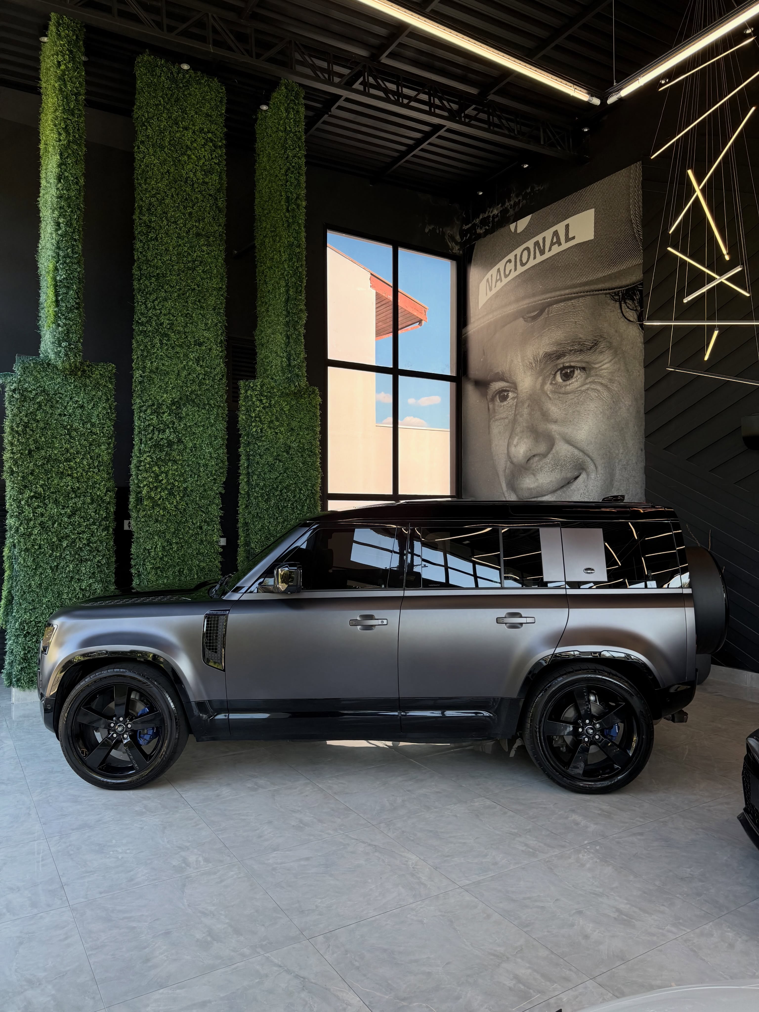 LAND ROVER DEFENDER HSE AWD AUT - Imagem 6
