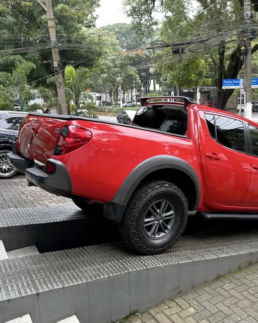MITSUBISHI L200 TRITON HPE - Imagem 5
