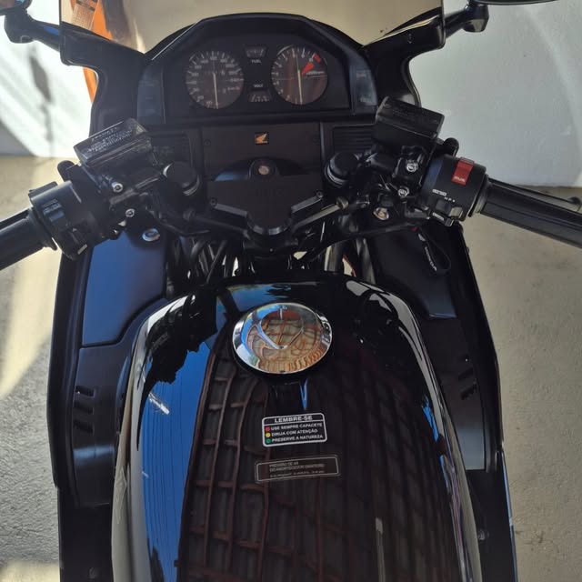 HONDA CBX 750 INDY - Imagem 5