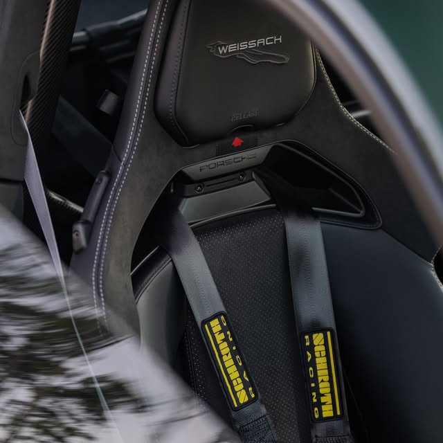 PORSCHE 911 GT3 - Imagem 2