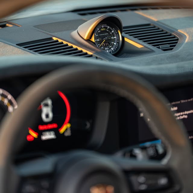 PORSCHE 911 GT3 - Imagem 16