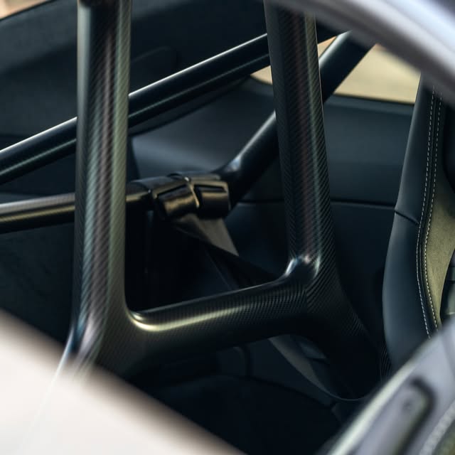 PORSCHE 911 GT3 - Imagem 7