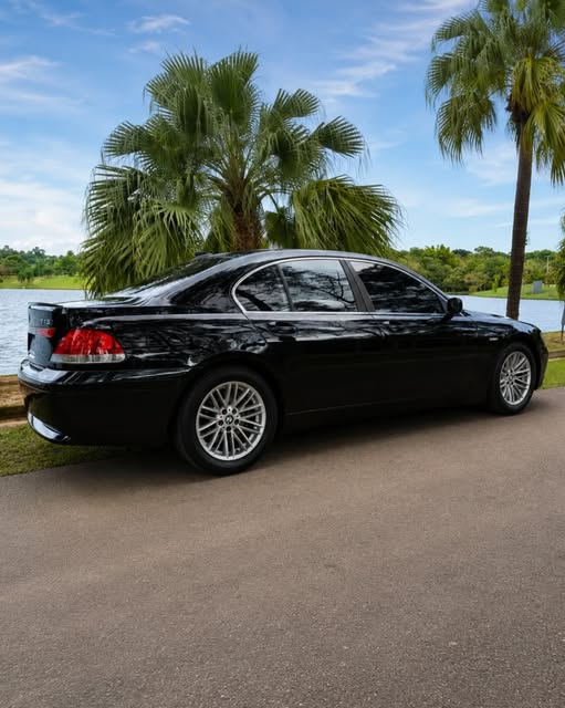 BMW 745I - Imagem 3