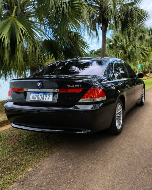 BMW 745I - Imagem 7