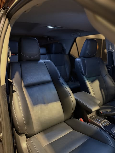 TOYOTA HILUX SW4 SRX - Imagem 8