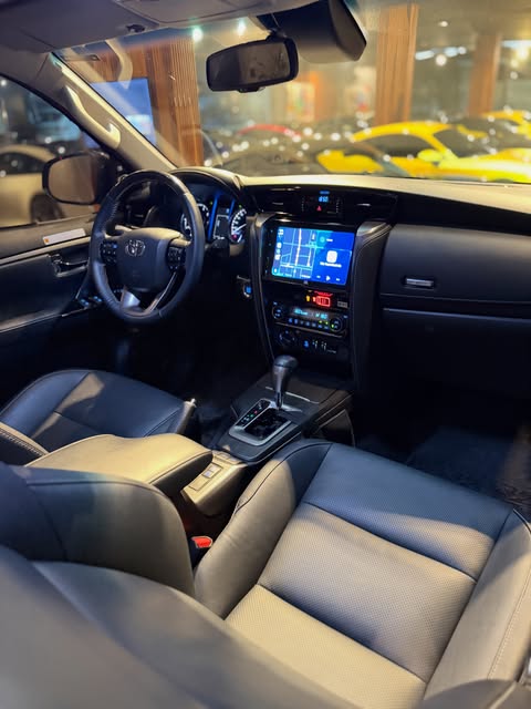 TOYOTA HILUX SW4 SRX - Imagem 10