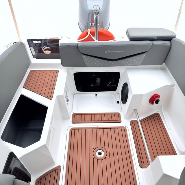 VENTURA 195 CROSSOVER - Imagem 2