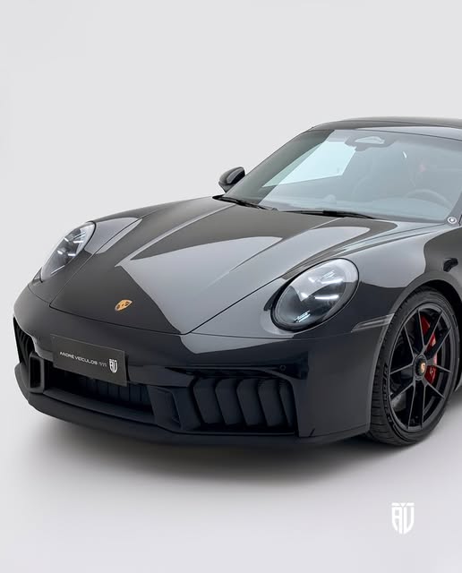 PORSCHE 911 CARRERA GTS - Imagem 3