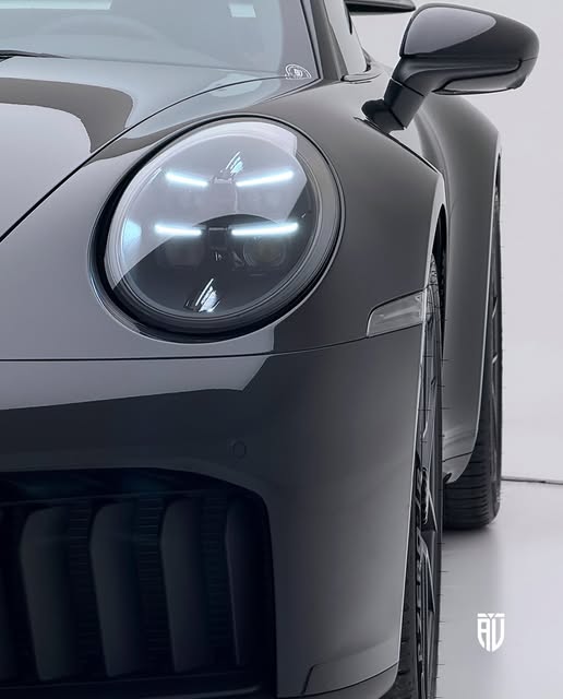 PORSCHE 911 CARRERA GTS - Imagem 5