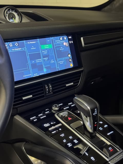 PORSCHE CAYENNE TURBO S E-HYBRID COUPÉ - Imagem 16