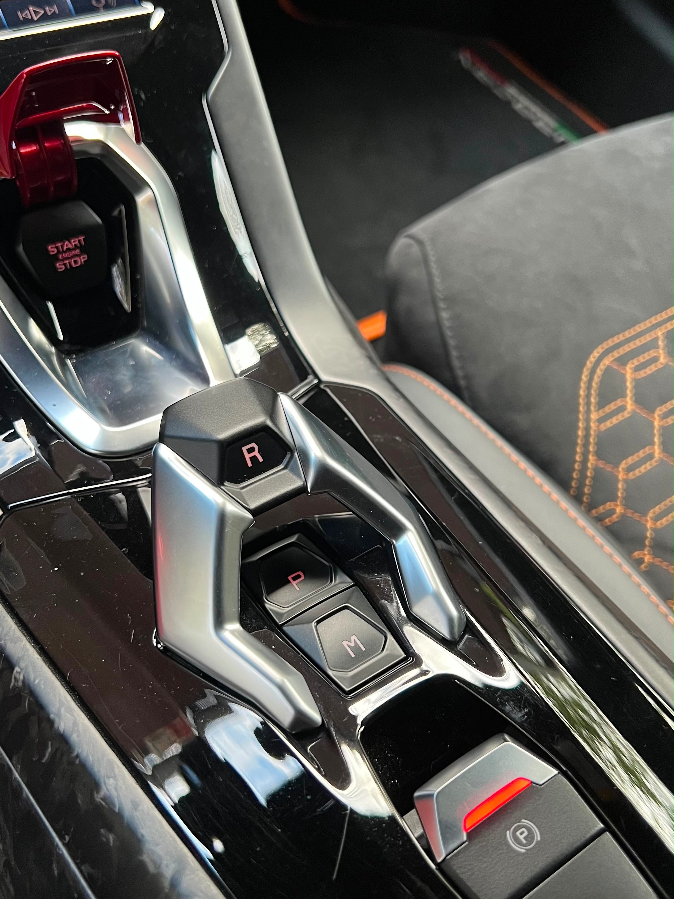 LAMBORGHINI HURACAN EVO - Imagem 10