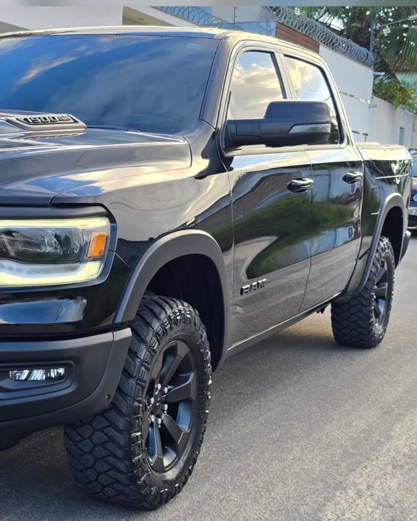 DODGE RAM REBEL - Imagem 4