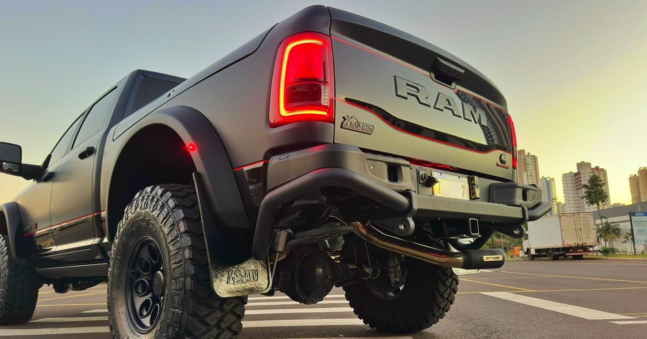 RAM 3500 NIGHT EDITION - Imagem 2