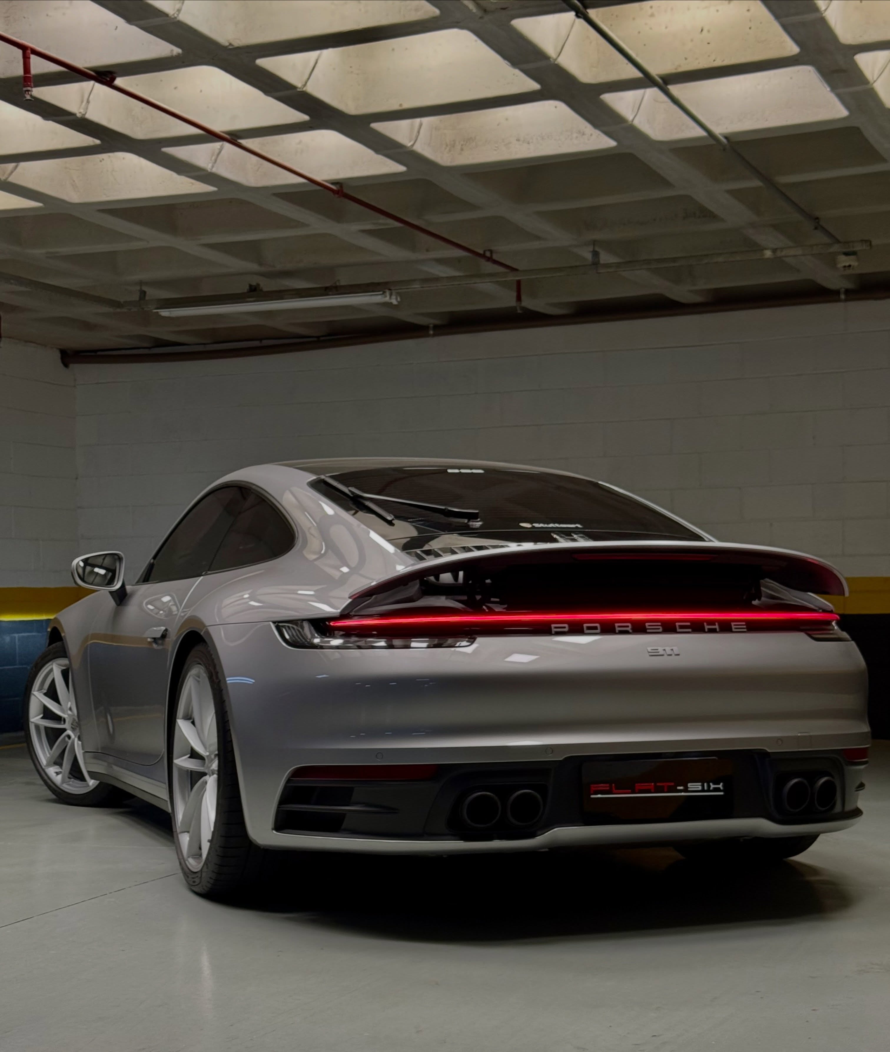 PORSCHE 911 CARRERA - Imagem 2