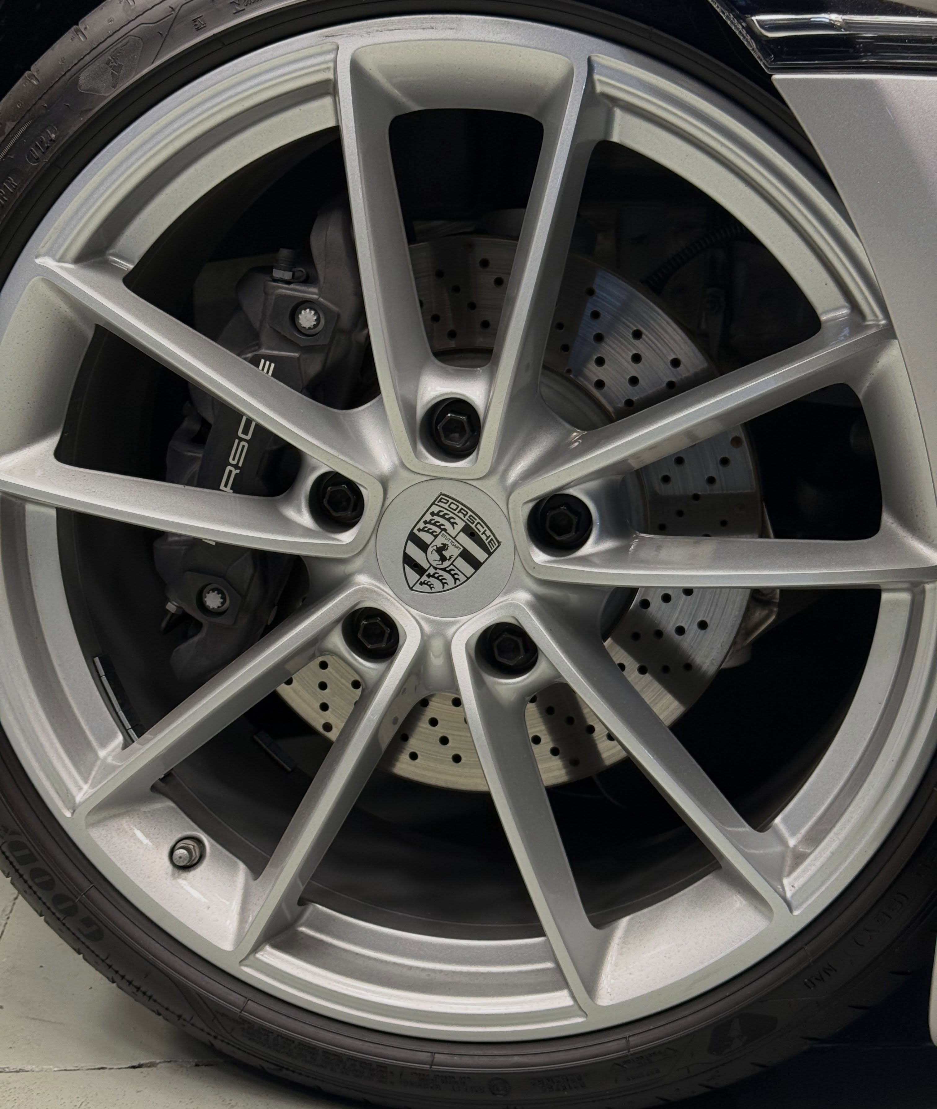 PORSCHE 911 CARRERA - Imagem 12