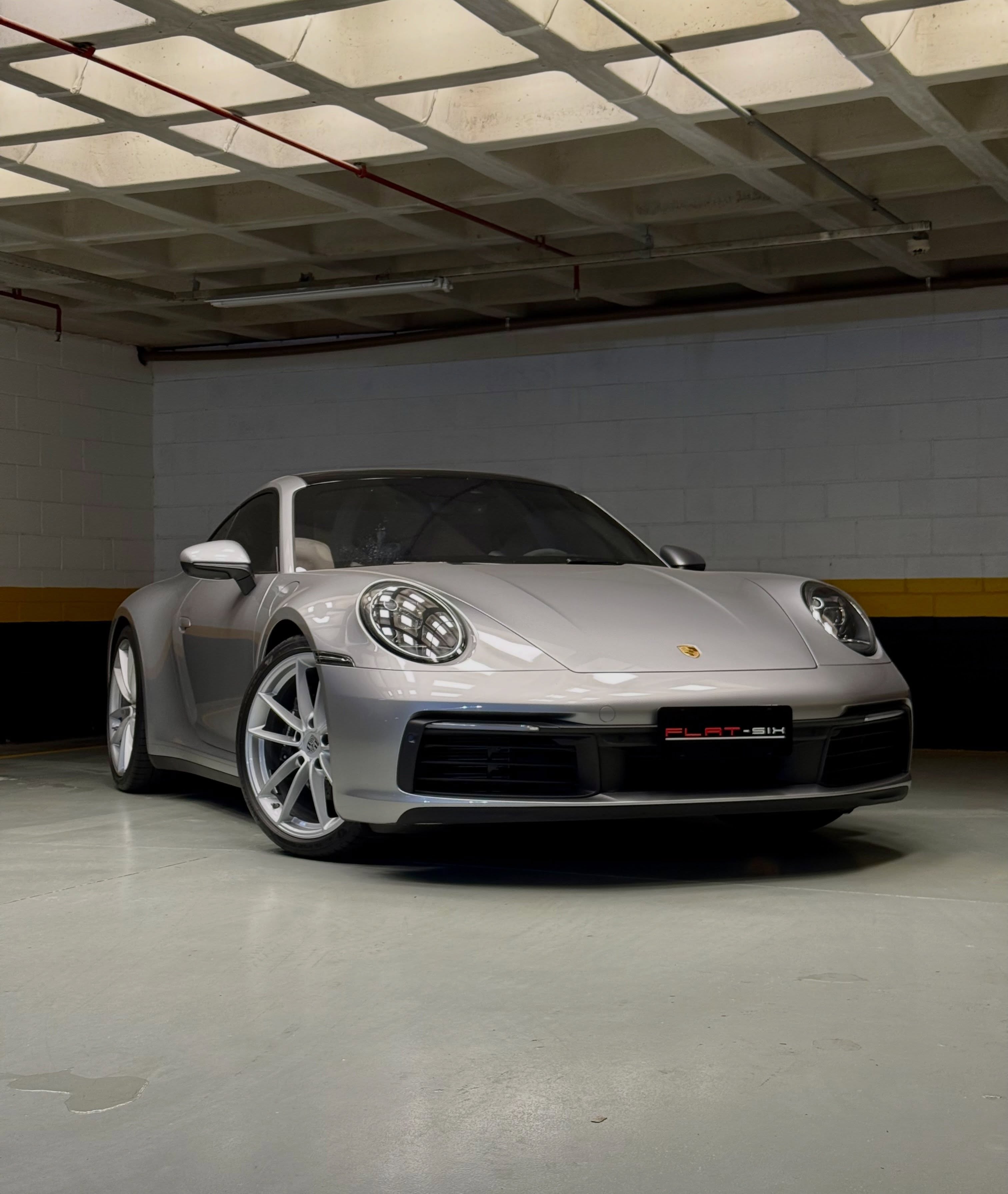 PORSCHE 911 CARRERA - Imagem 4