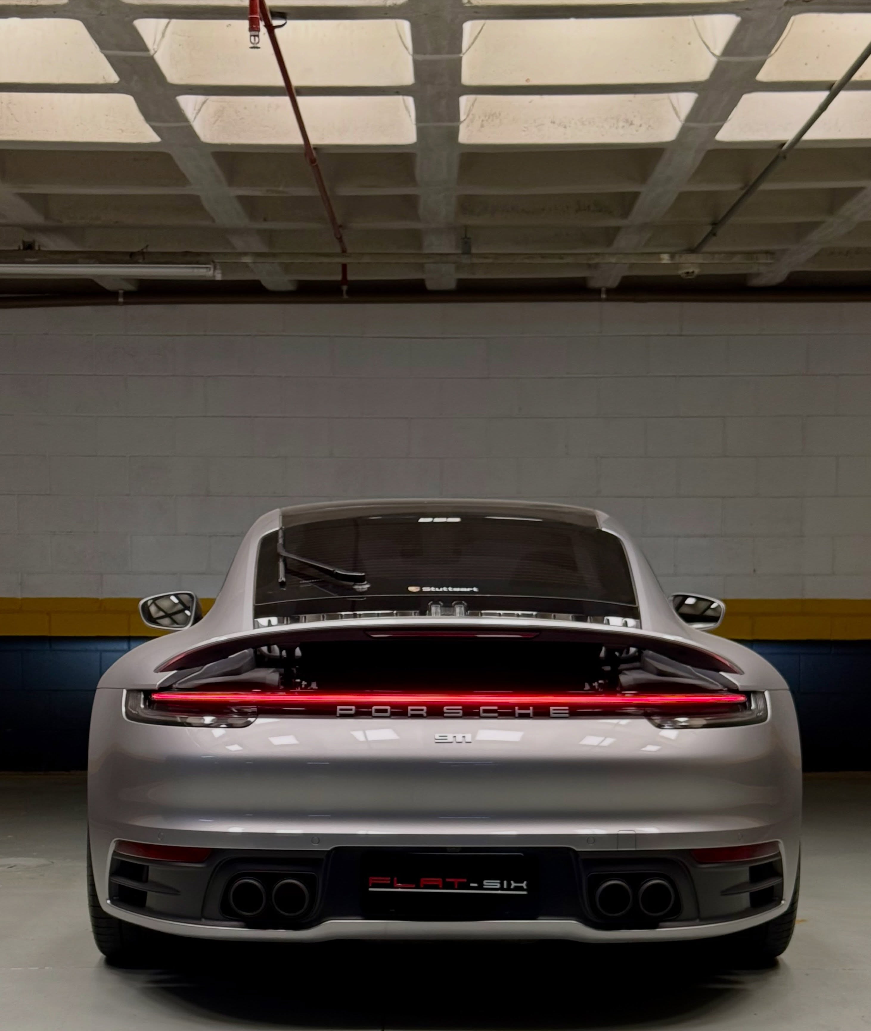 PORSCHE 911 CARRERA - Imagem 6