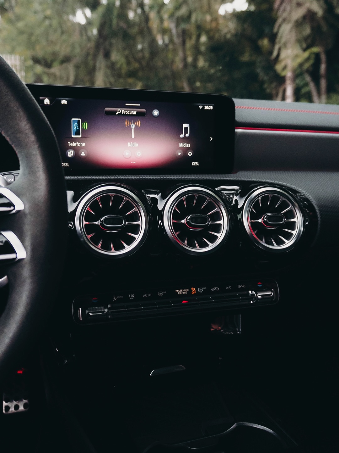 MERCEDES-BENZ CLA45S AMG - Imagem 17