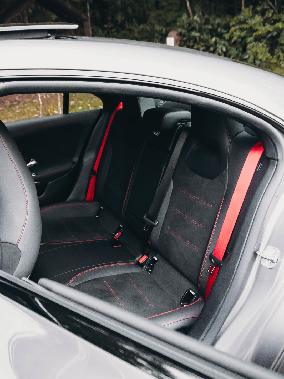 MERCEDES-BENZ CLA45S AMG - Imagem 10