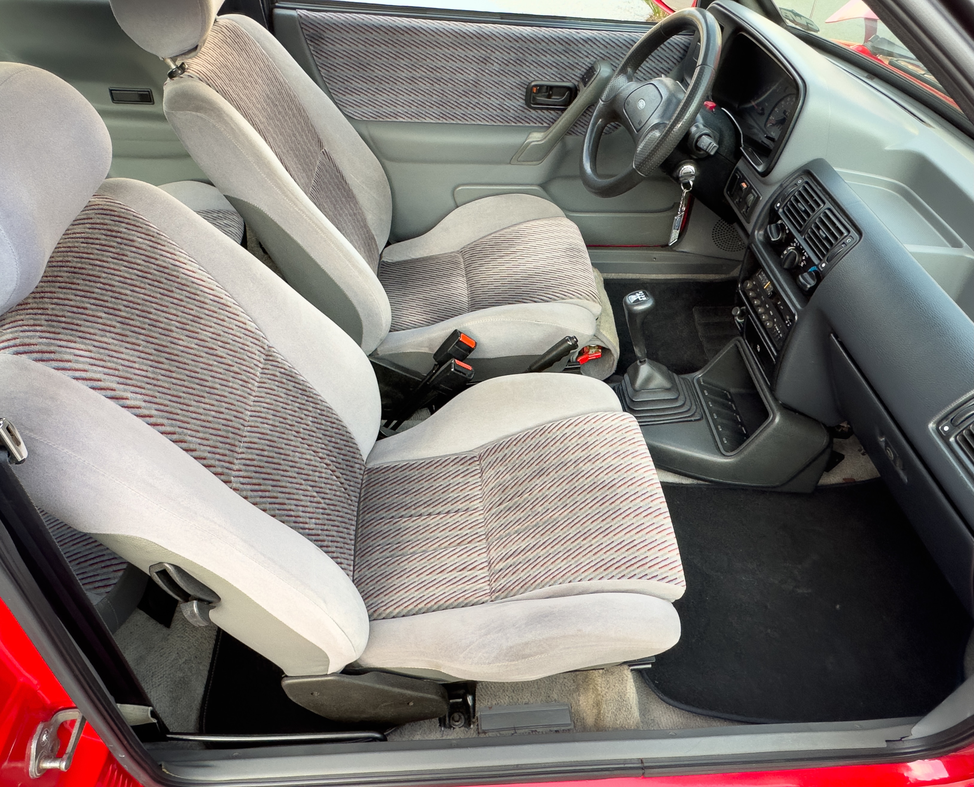 FORD ESCORT XR3 - Imagem 7